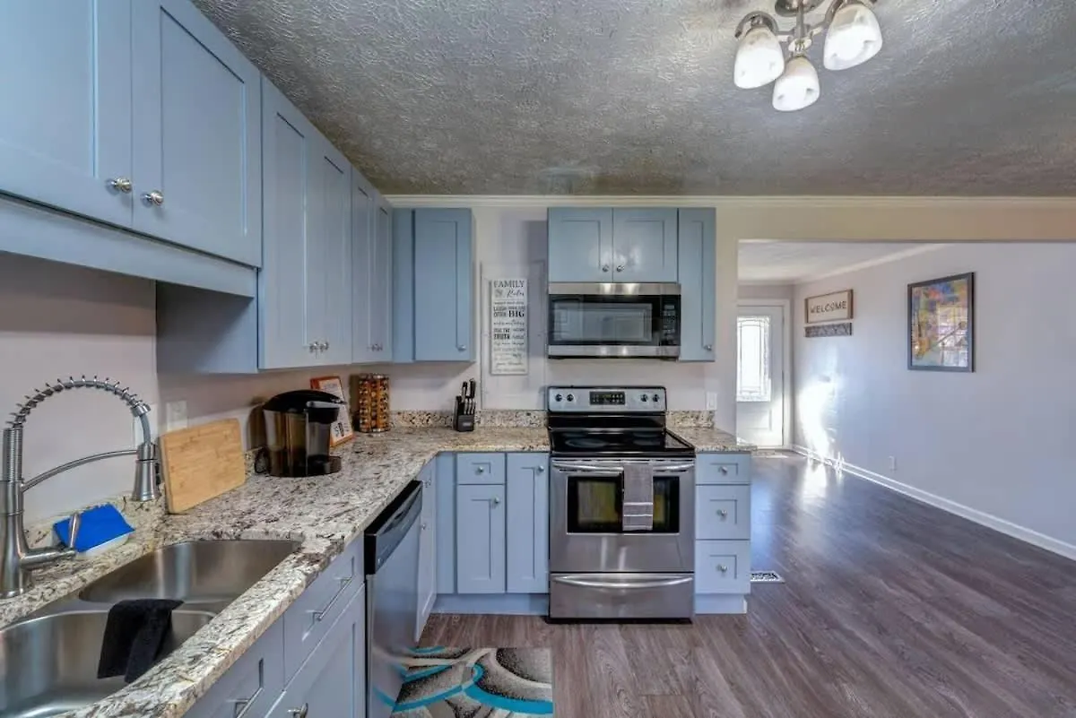 12 South Home Close To Honky Tonks & Bars Nashville Holiday home